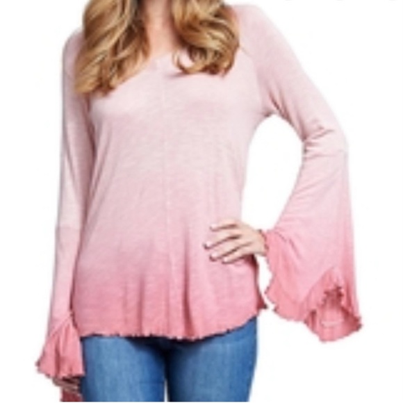 Seven7 Tops - NWOT Seven7 Pink Ombre Flared Sleeve V-neck Top SIZE LARGE